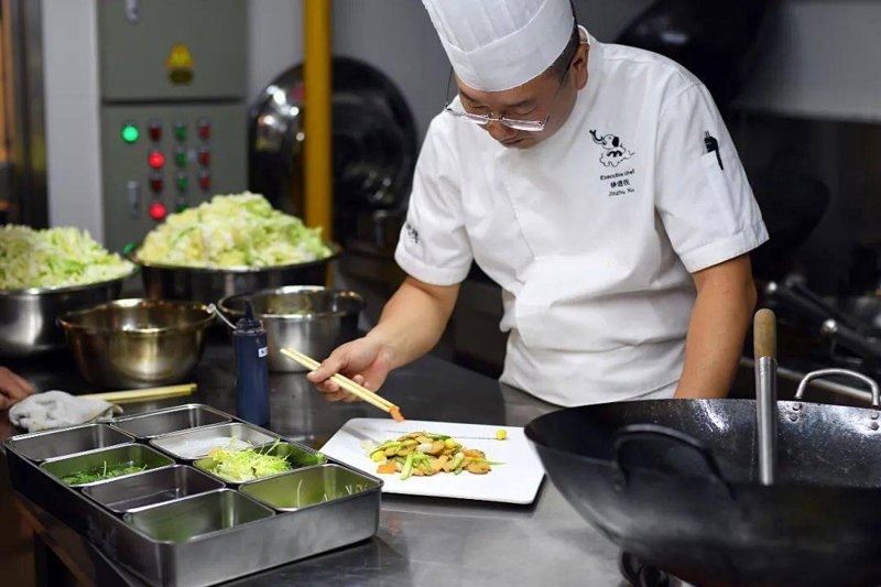如何确保食品安全？——从餐饮服务提供者的角度来看